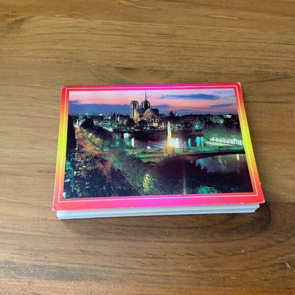 POSTCARDS - 18 CARDS SOUVENIR DE PARIS FOLD OUT - MONUMENTS DE PARIS - Picture 2 of 6